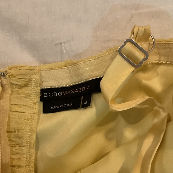 Vintage BCBG yellow dress - Picture 3 of 5